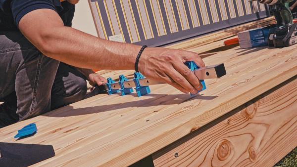 Terrace Board Clamp Set incl. assembly bag | innovative set for laying decking | conveniently packed in robust carrying bag in IQ design | indispensable in modern decking construction